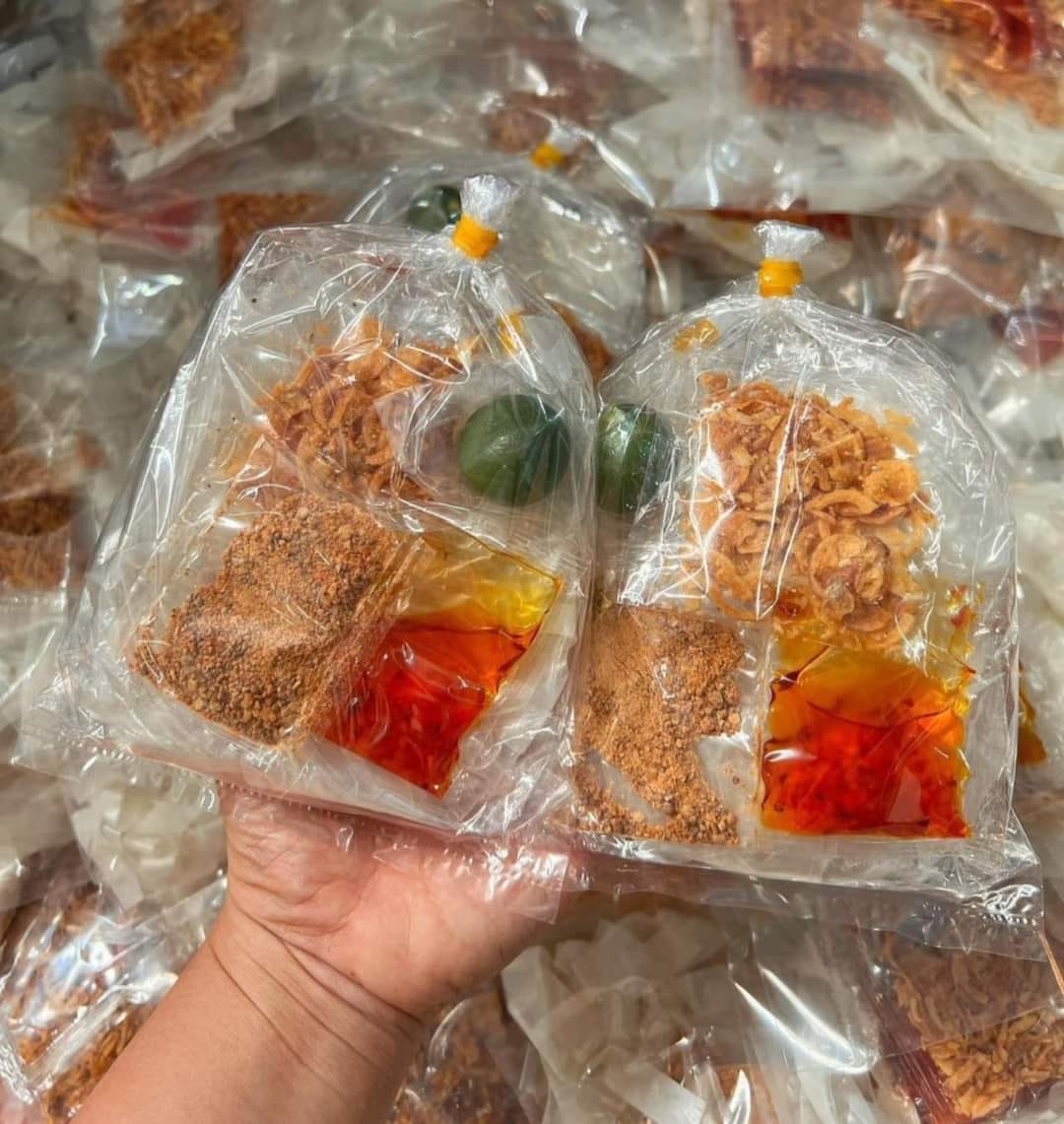 Bánh tráng phơi sương sate hành phi