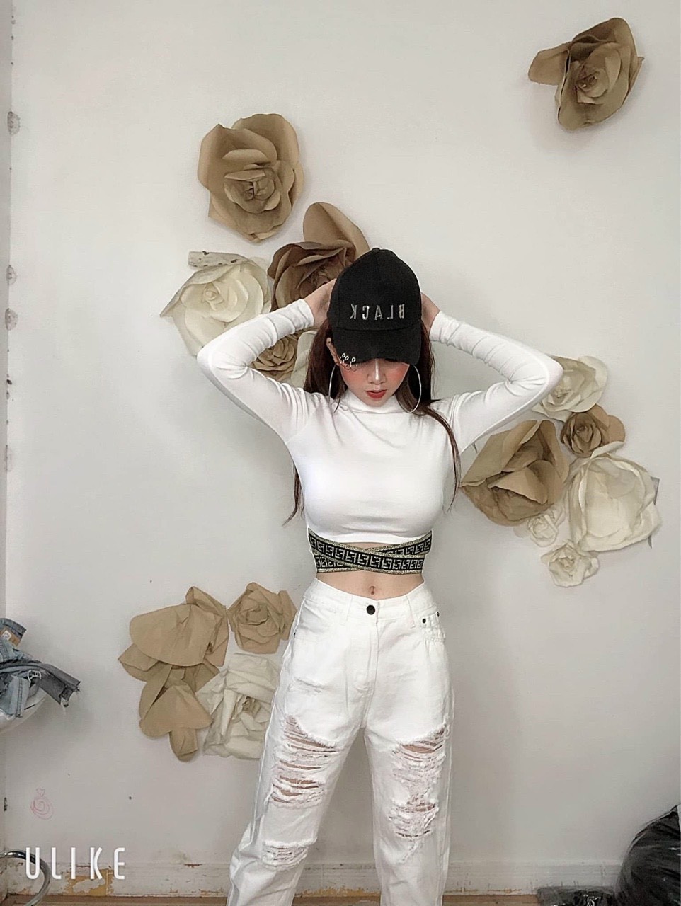 Áo Kiểu Thun Lụa Cổ Cao Tay Dài Phối Đai Đan Chéo Ở Bụng Fashion Cá Tính TTSLA0288