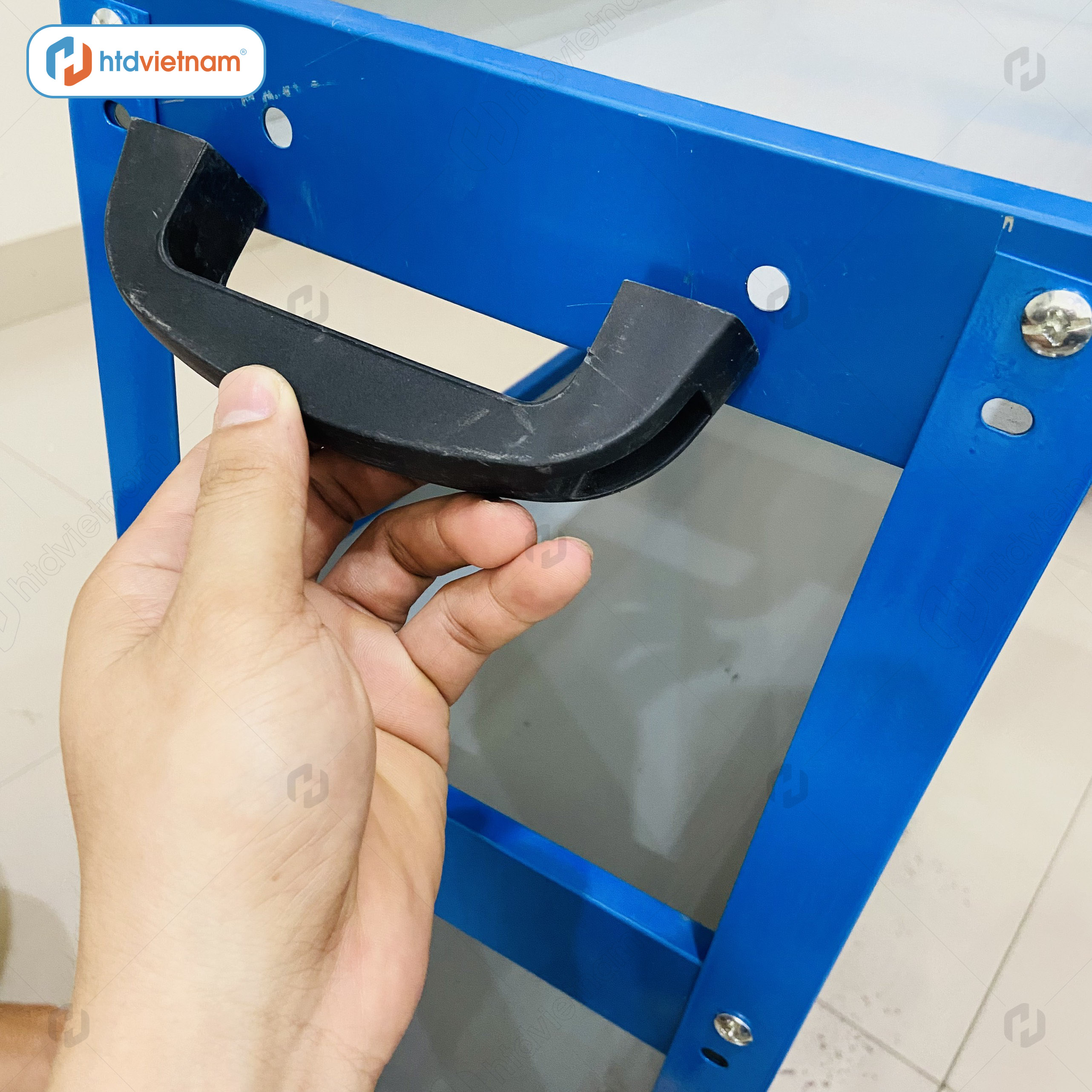 XE ĐẨY ĐỒ NGHỀ 3 TẦNG HTD-07
