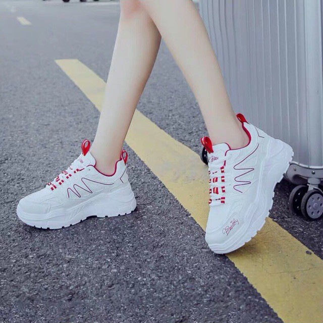 Giày thể thao nữ sóng đỏ