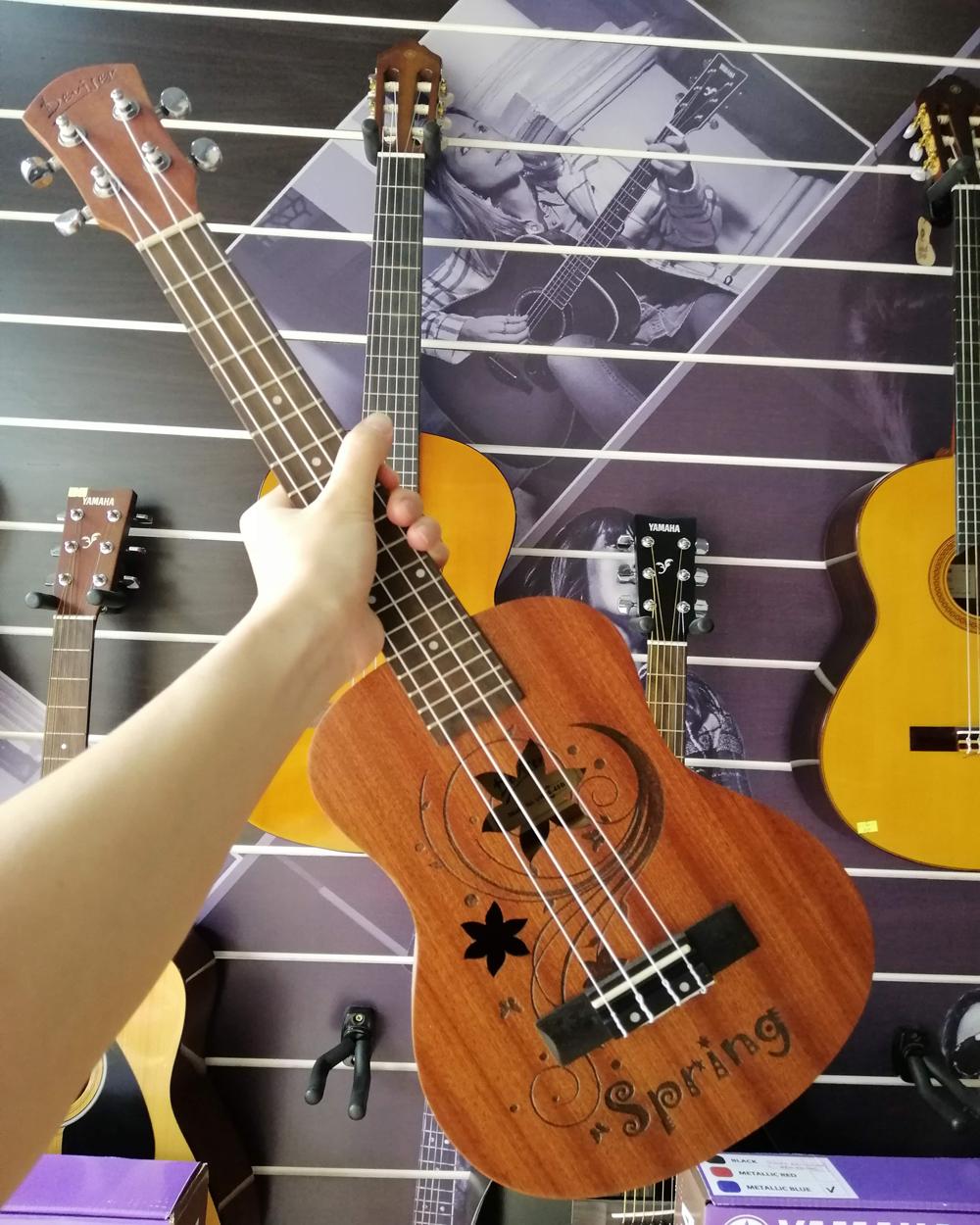 Đàn Ukulele Deviser UK26-45D