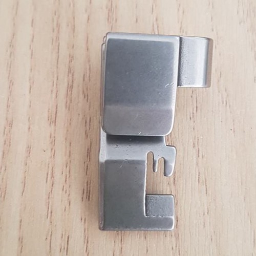 chân vịt nhún vắt sổ 4 chỉ