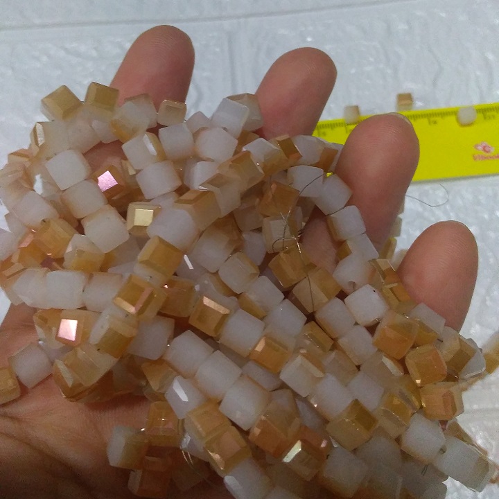 Hạt pha lê - vuông ( 20 hạt )
