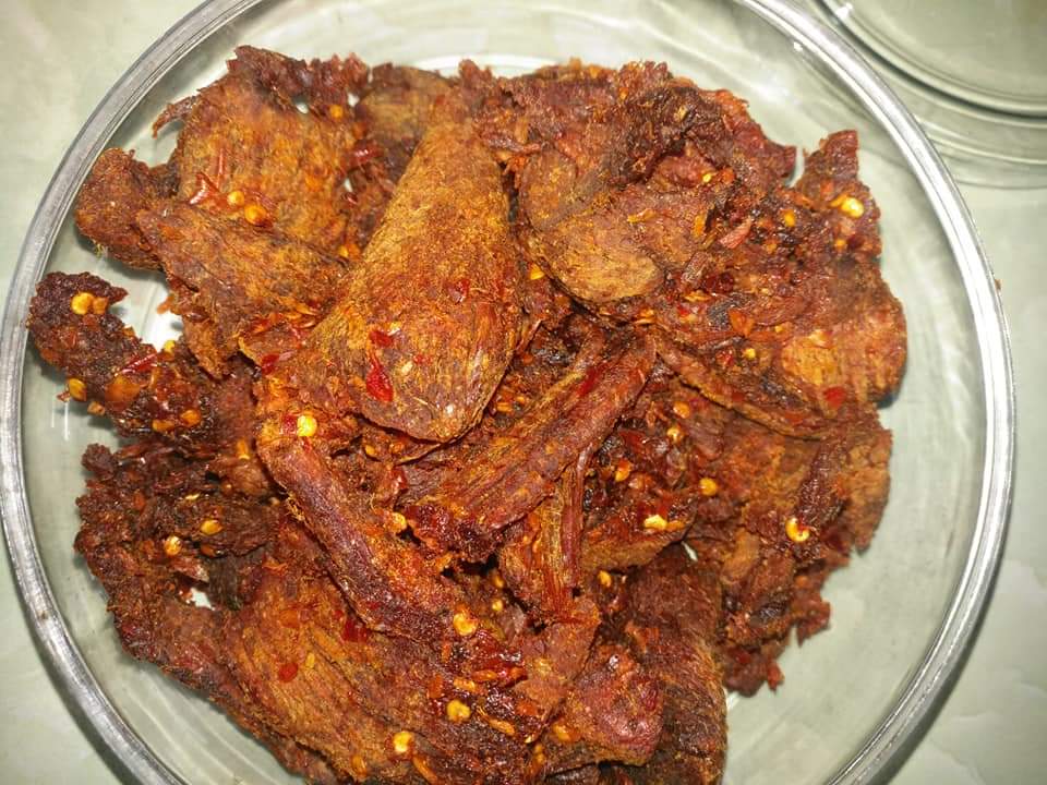 KHÔ BÒ VỤN To 135K/ HỦ 250G