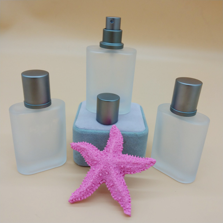 [HCM]Chai rổng dùng chiết nước hoa mini 30ml - 50ml - A061