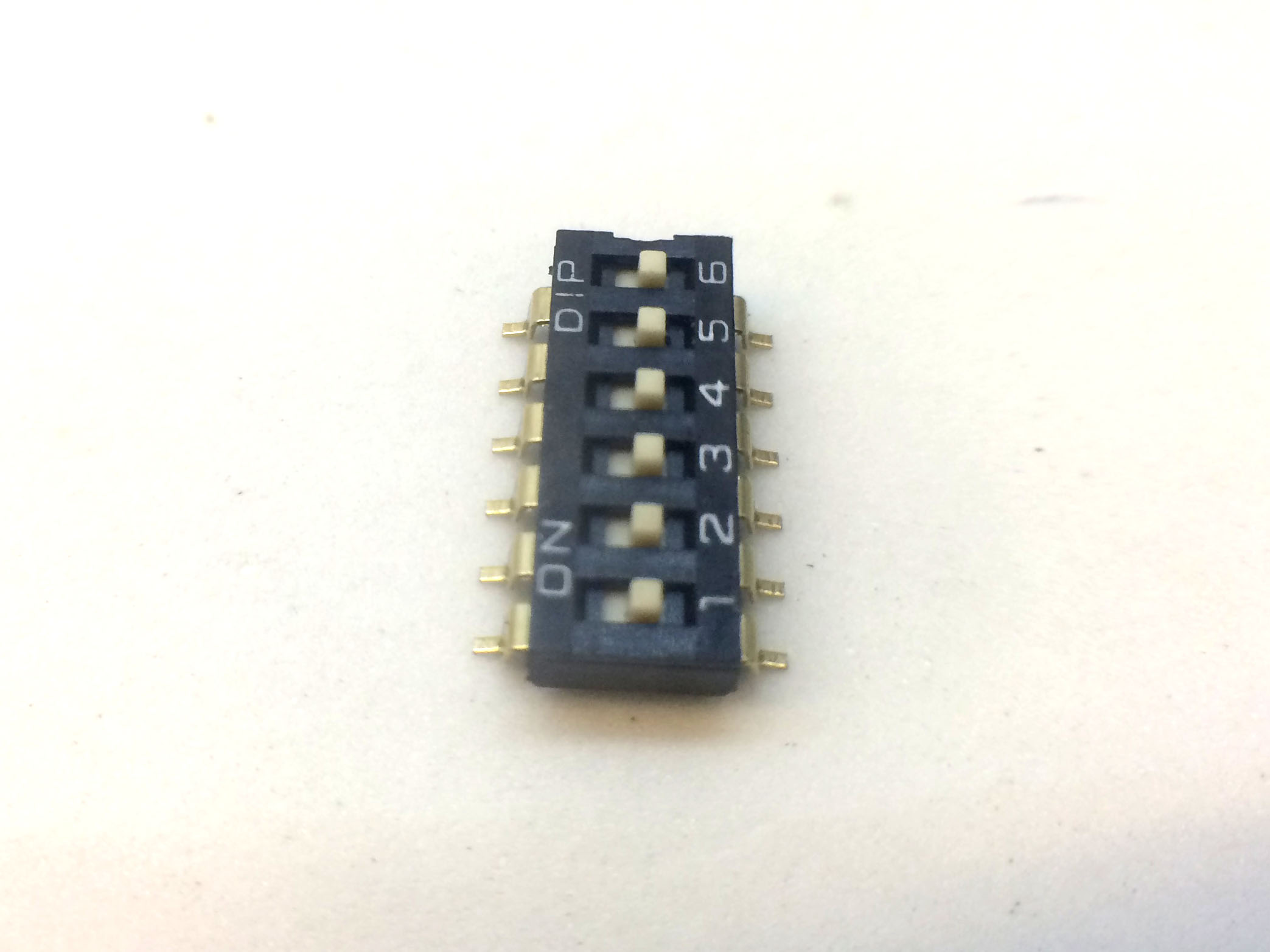 Công tắc gạt 6 nút mini