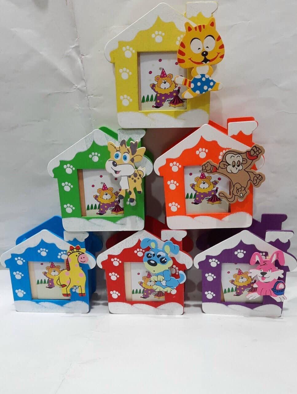 Hộp gỗ cắm bút dễ thương