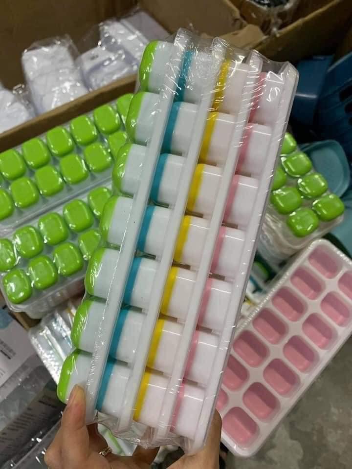 Khay đá silicol, Khuôn làm đá silicon có nắp đây