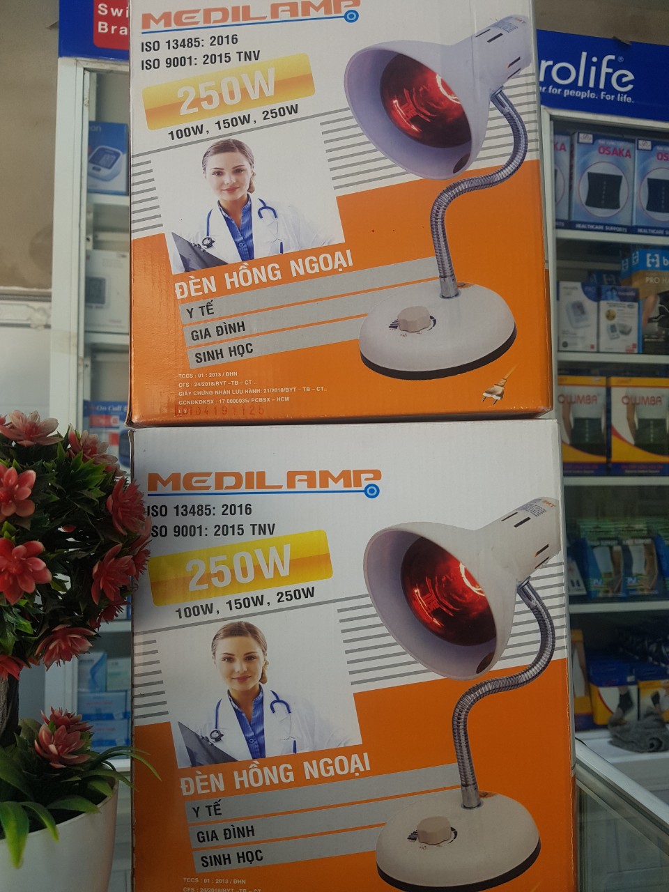 [HCM]Đèn hồng ngoại MEDILAMP TNE (Đã bao gồm bóng Cao cấp Greetmed)