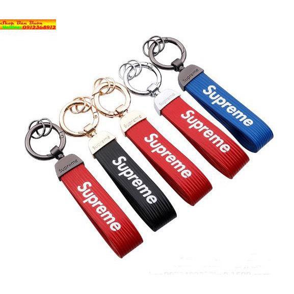 MÓC KHÓA SUPERME ( ĐỎ VA XANH)