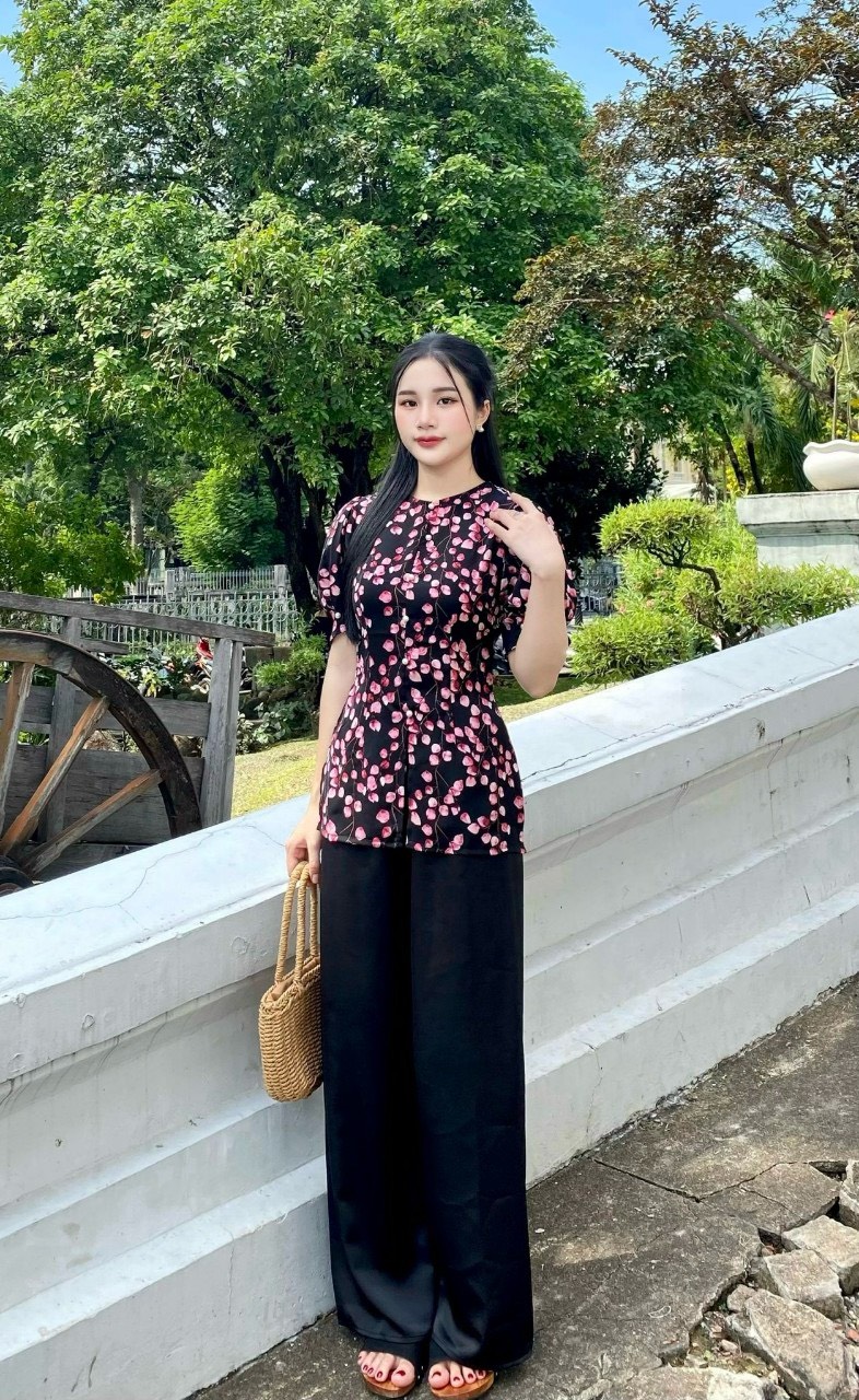 BỘ BÀ BA LỤA GẤM TAY PHỒNG