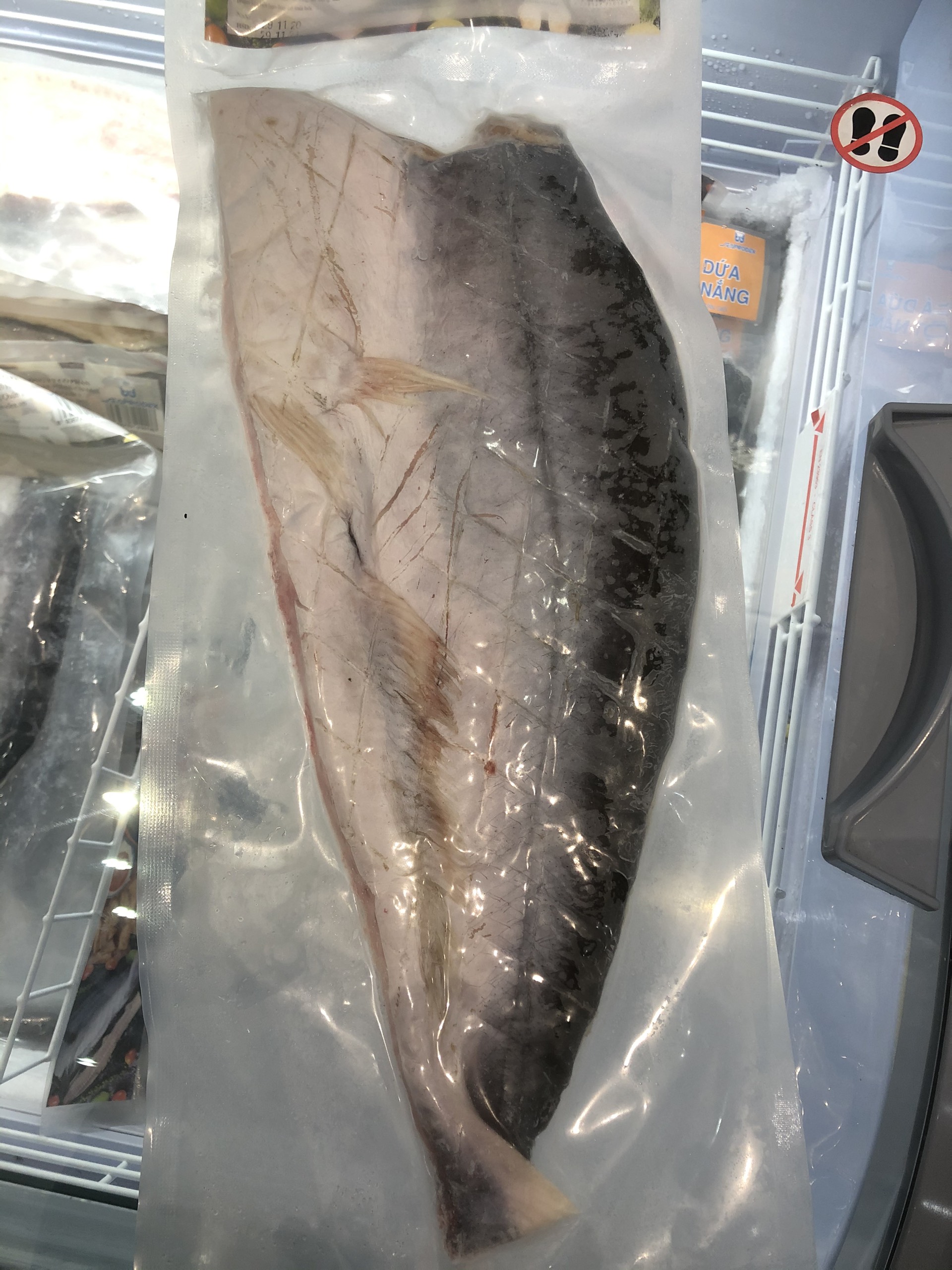Cá Dứa một nắng cắt đôi không xương sống loại I Seaprodex 0,7kg Được giao