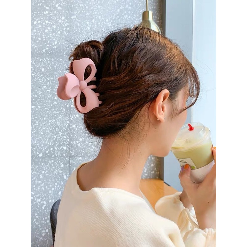 Kẹp tóc nhựa hình nơ