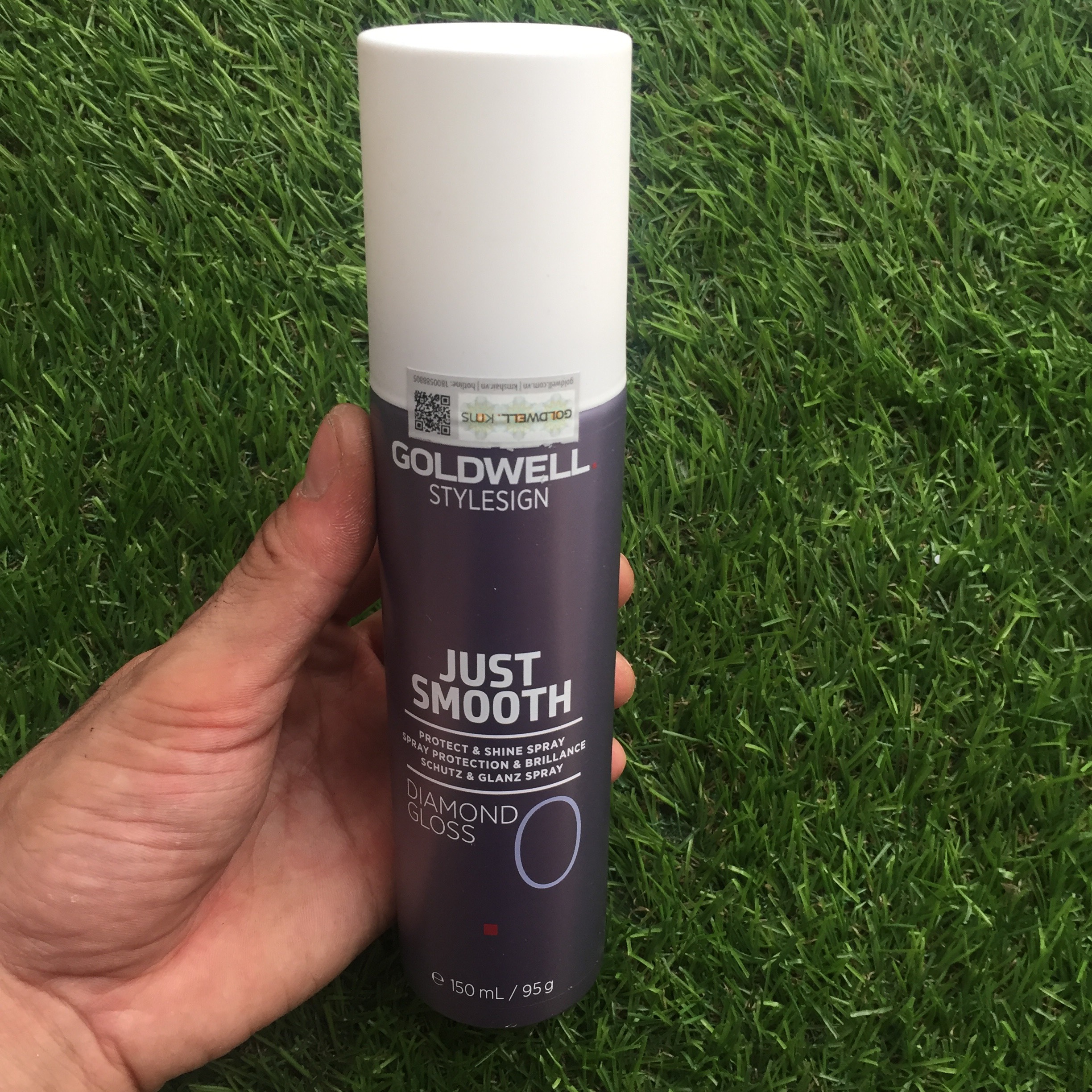 Keo xịt tạo kiểu tóc JUST SMOOTH GOLDWELL 150ml