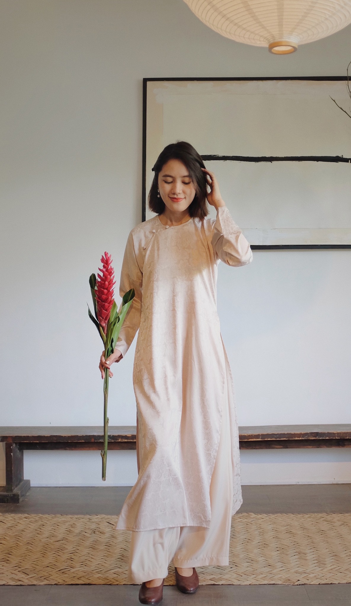 Chicka Chicka - Quần áo dài KEM