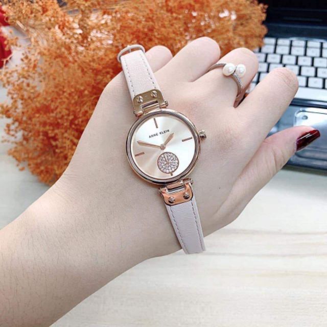 Đồng hồ Anne Klein