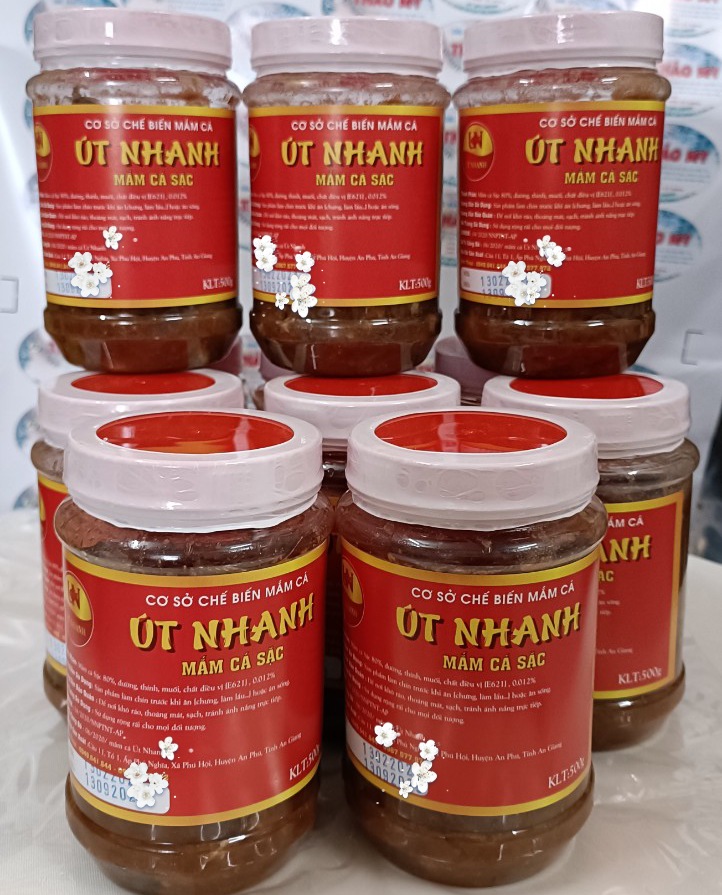 (Freeship) 1kg mắm cá linh Châu Đốc thơm ngon chất lượng