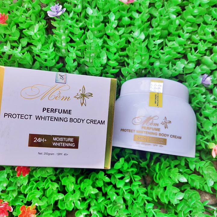 Kem body mềm mẫu mới 2020 - LQ295