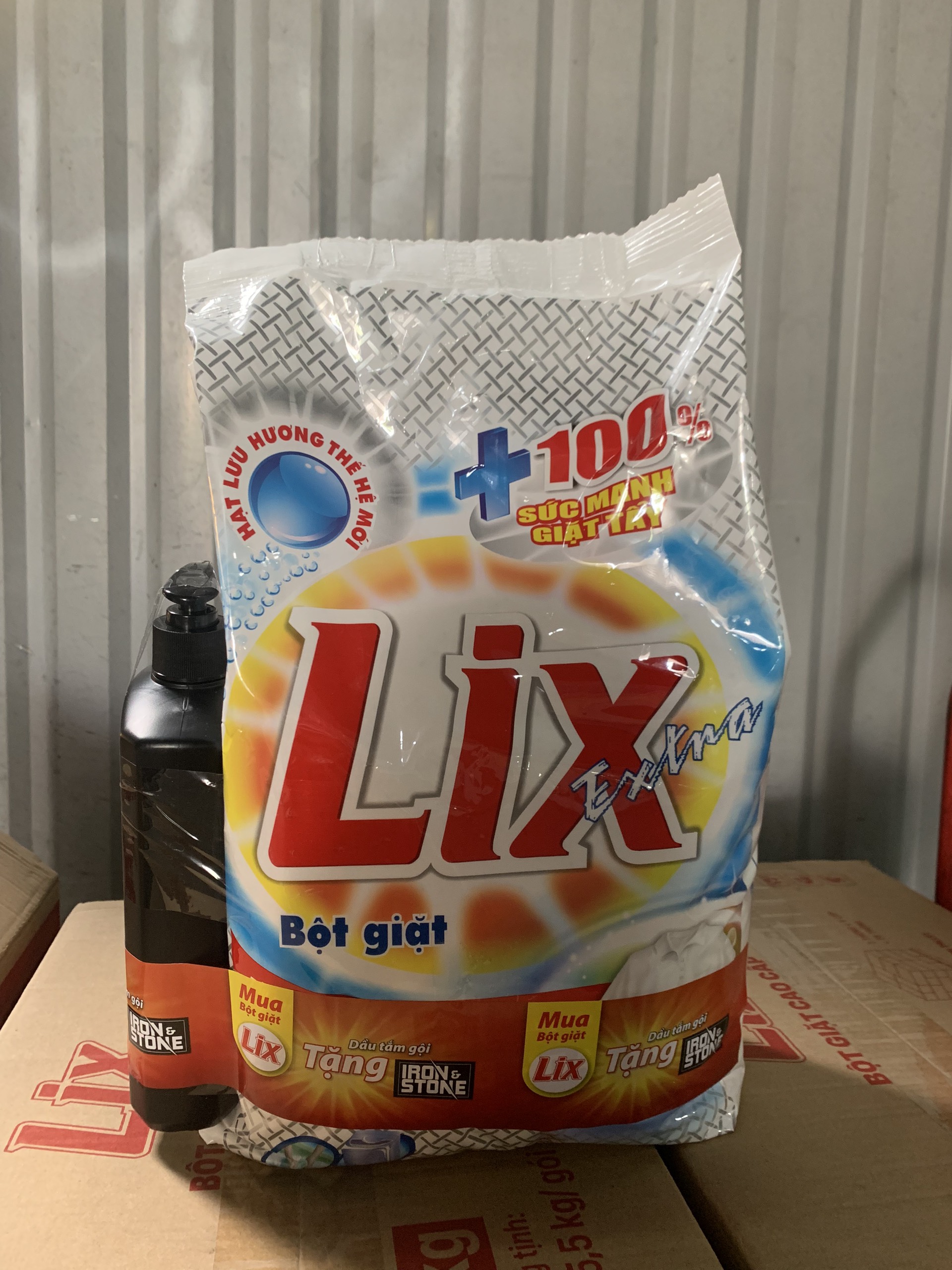 Bột giặt Lix Extra hương hoa 5.5kg (khuyến mãi ngẫu nhiên )
