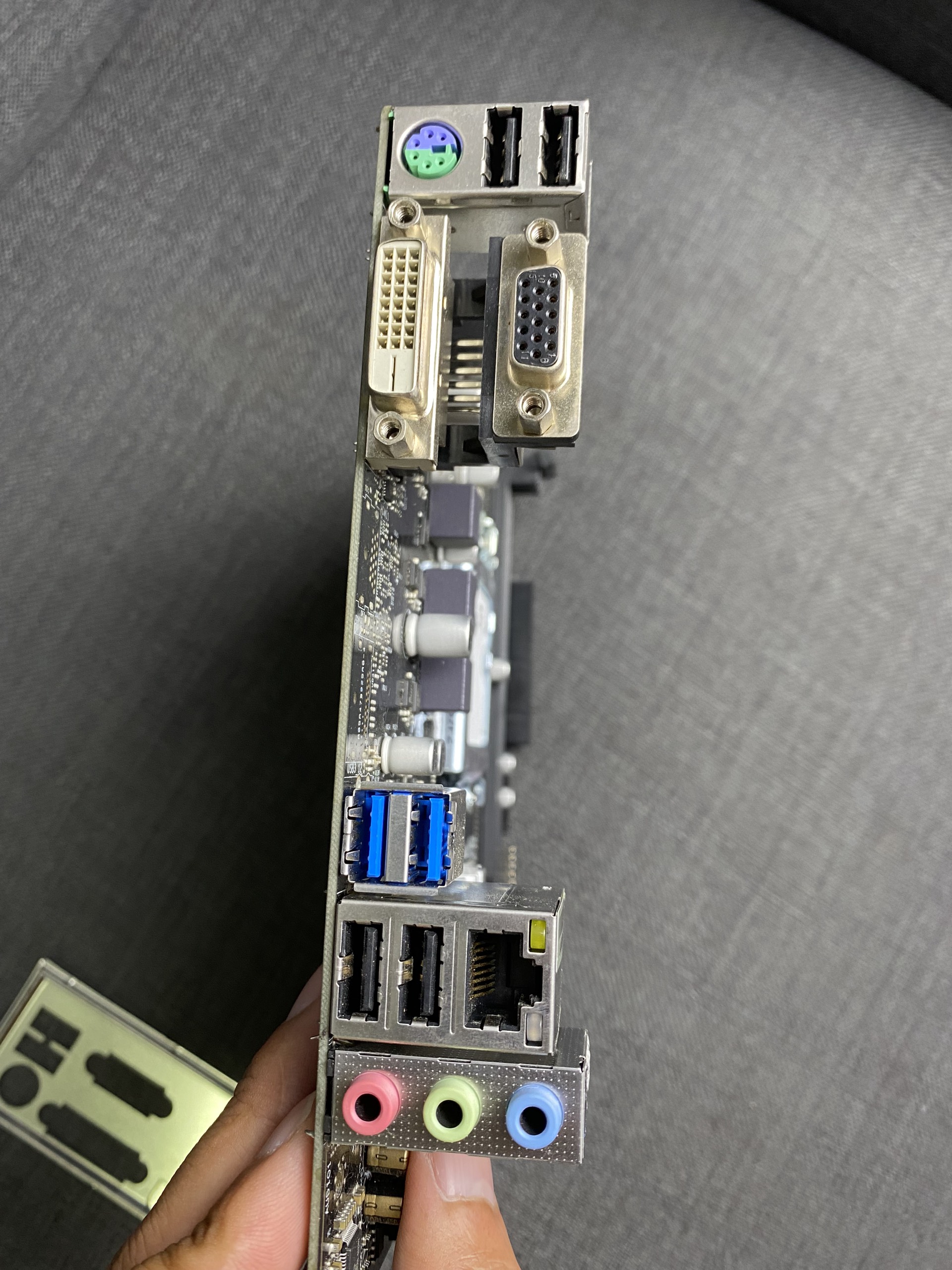 Mainboard ASROCK H310CM DVS (Intel H310, Socket 1151, m-ATX, 2 khe RAM DDR4)