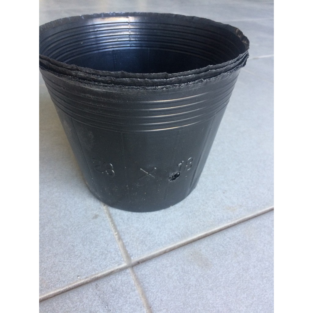 Combo 10 chậu nilon đen trồng cây kích thước 30x28 cm