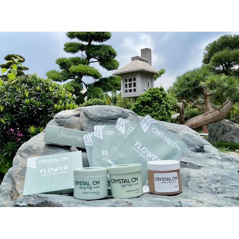Combo kem dưỡng trắng da Crystal Chu Hằng