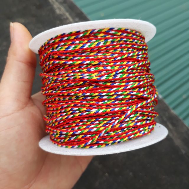 Chỉ ngũ sắc cuộn to dùng làm vòng tay