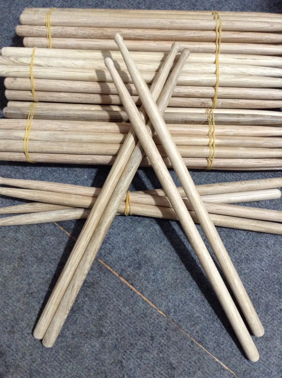 1 CẶP DÙI TRỐNG ULTRA FORCE