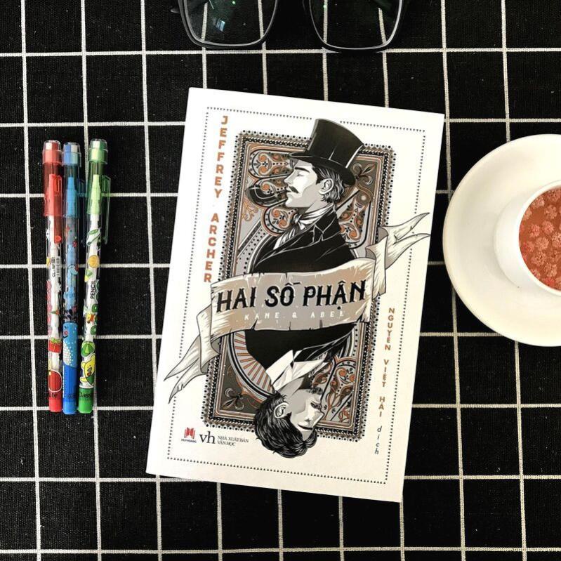 Sách - Hai số phận - Huy Hoàng