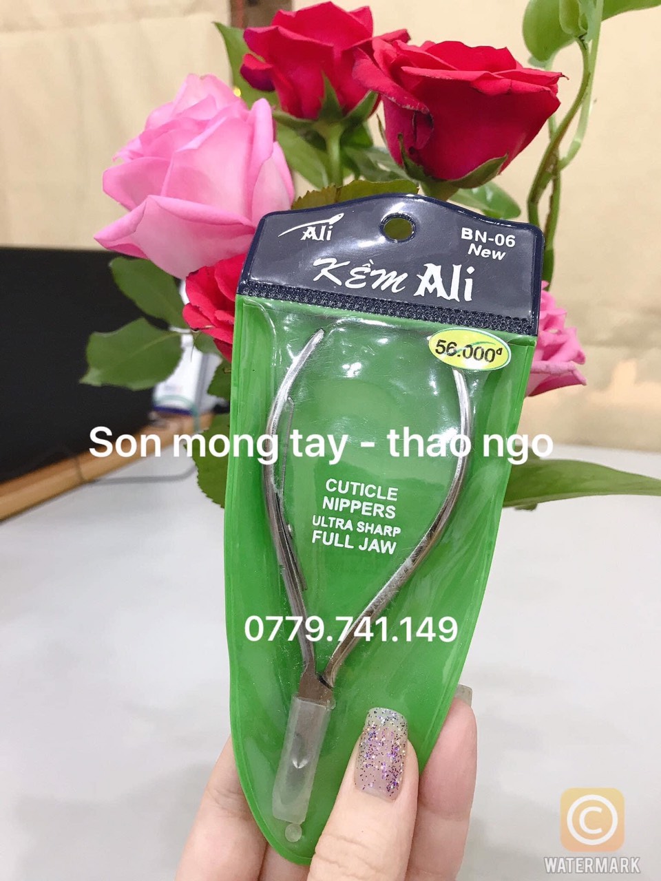 [HCM]Kềm cắt da Bán Nguyệt xanh lá