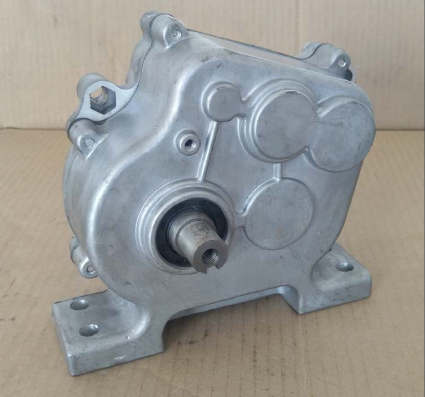 Hộp số giảm tốc 2 tiến 1 lùi