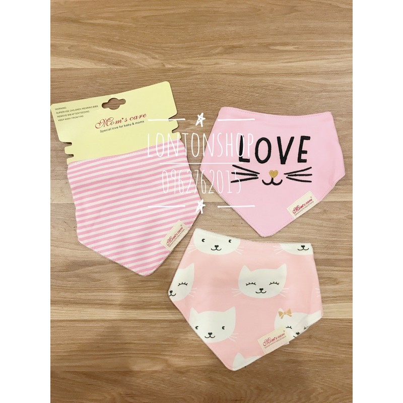 Set 3 yếm tam giác Momcare cho bé