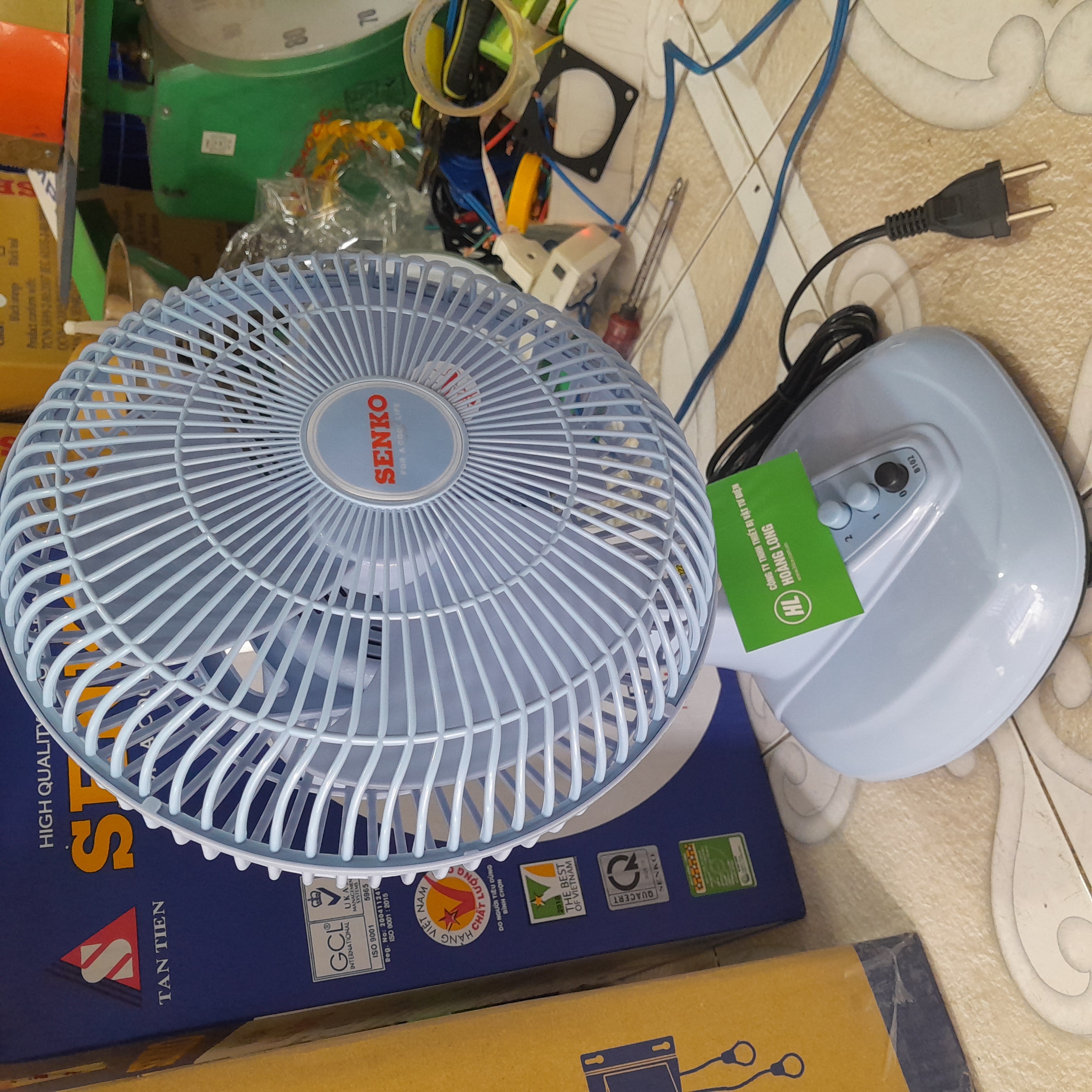 Quạt bàn mini 2 tấc B2 B102 Senko