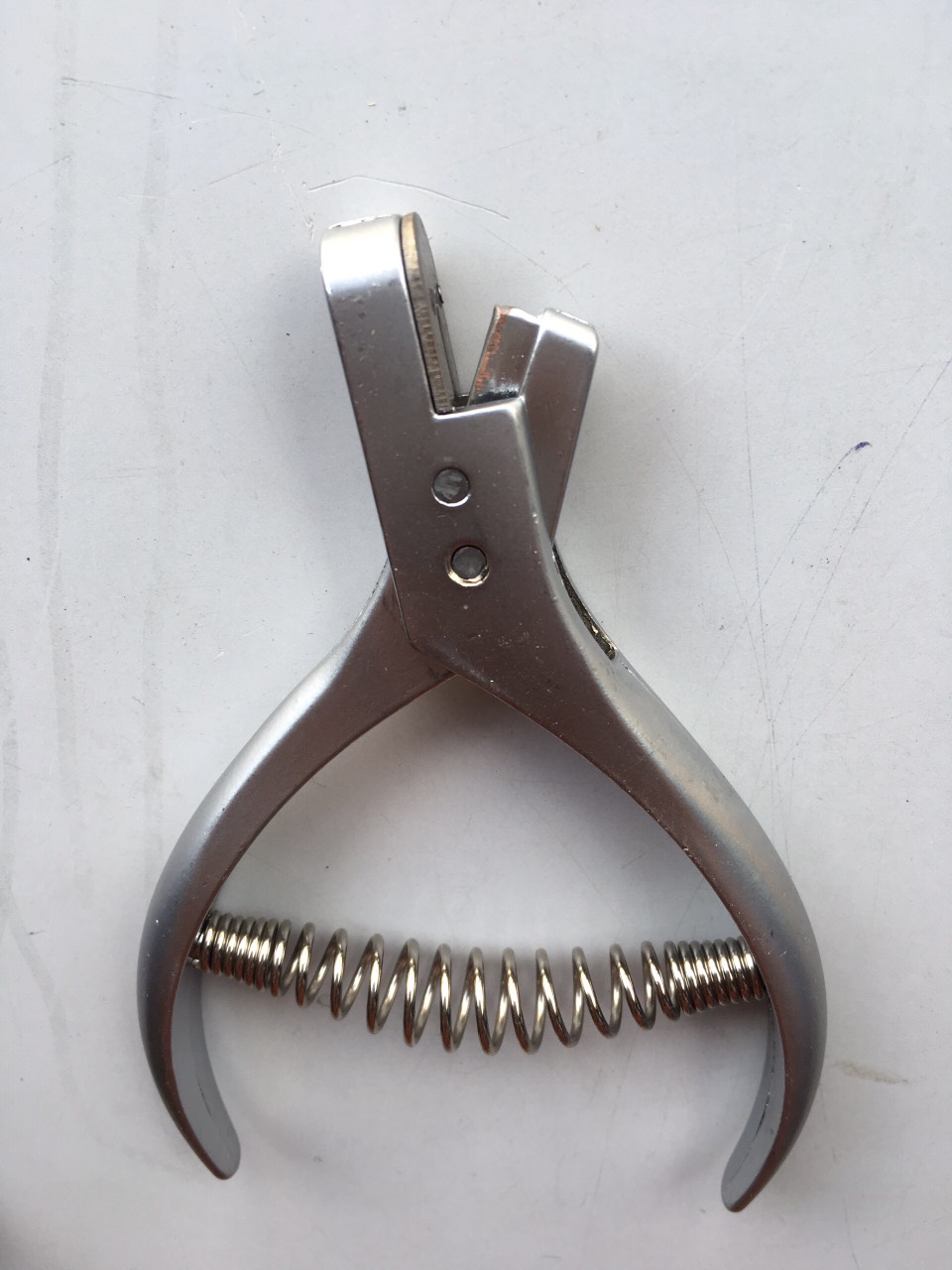 Kìm Bấm Dấu Rập sắt bấm rập ngọt gía  rẽ