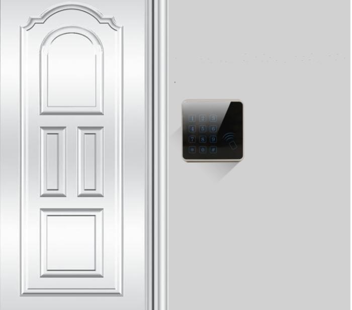 Smart1688-  Khóa cổng điện tử TechHome kèm 4 remote (đạt chẩu CE)