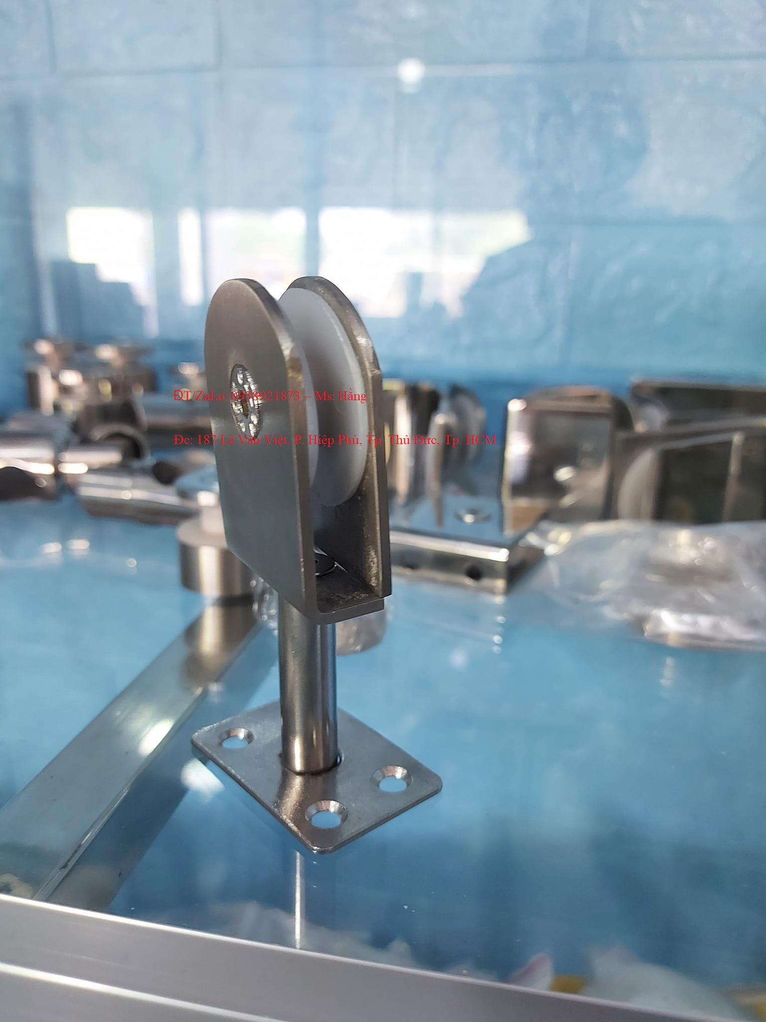 - trụ đỡ kính - bát kẹp kính lan can tay vịn cầu thang inox cao cấp sus 304 - mã: pkcthk04i3 -