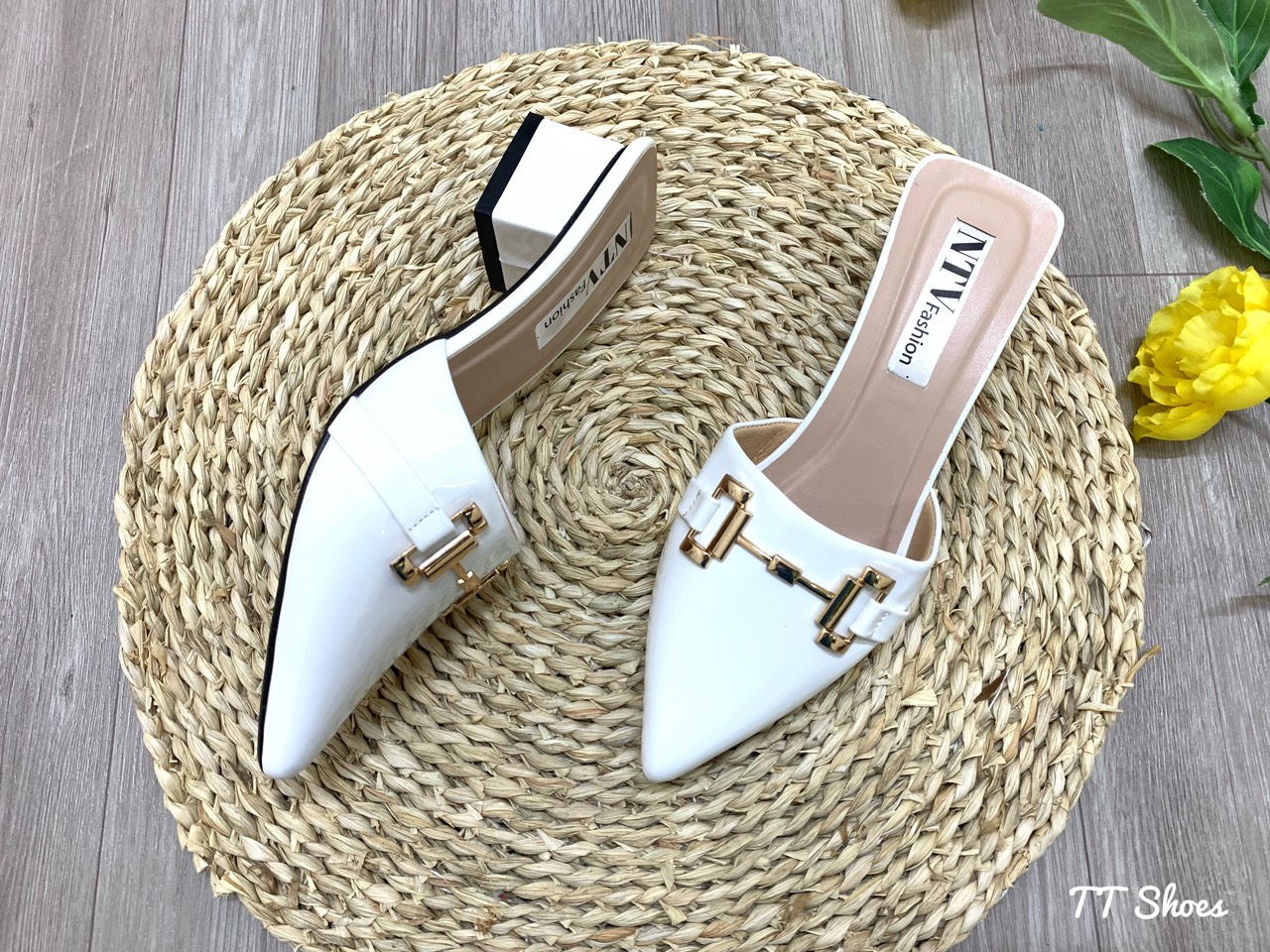 Sục đính khóa 5 cm thời trang eva eva shoes mũi nhọn ti02