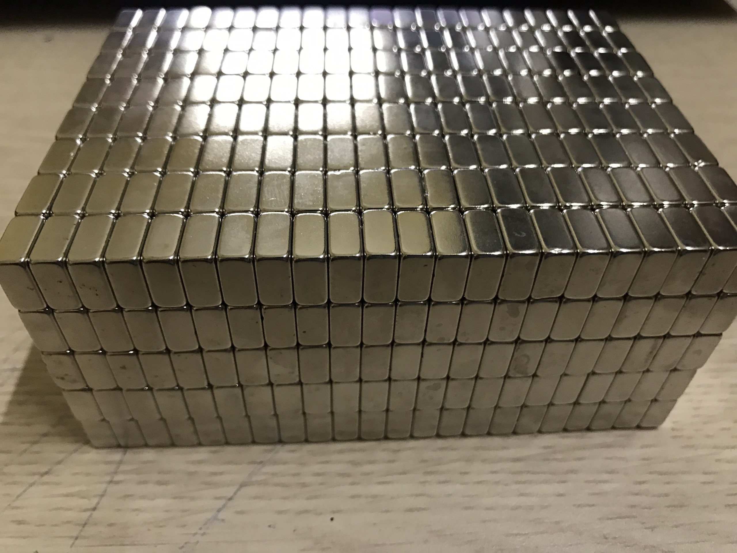 COM BO ( 10 viên nam châm đất hiếm kt 10x10x5mm)