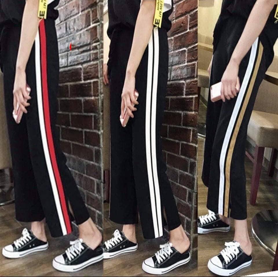 Quần Nữ Xẻ Tà Ống 2 Sọc Hot Trend