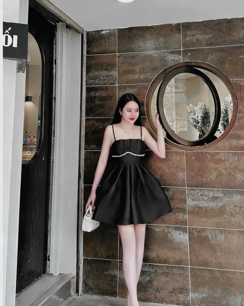 Đầm OPIS Dạng Xòe Kết Ngọc