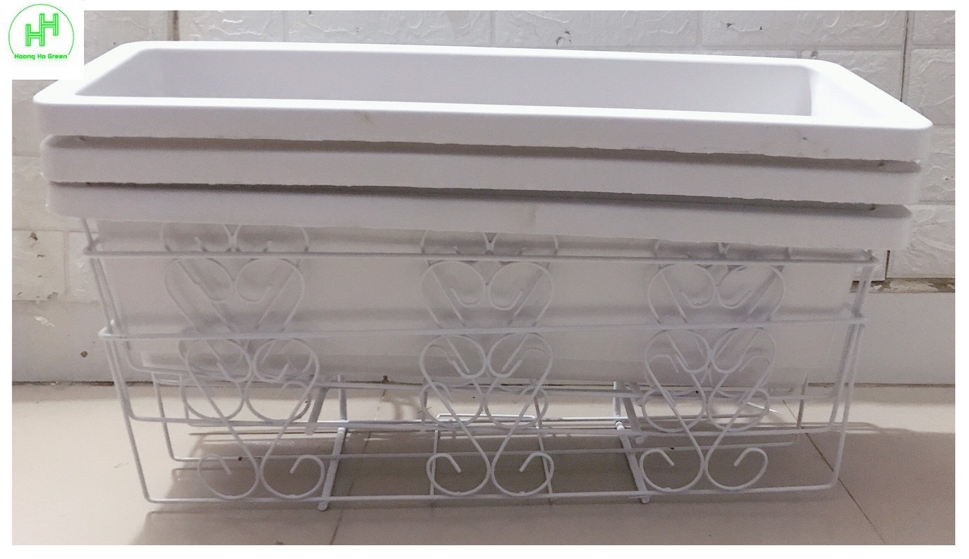 Combo 3 Giỏ Sắt Treo Chậu Hoa Ban Công Hình Chữ Nhật KT 56x18x15Cm - Màu Trắng +  3 Chậu/ Khay/ Máng Nhựa Trồng Rau, Trồng Hoa, Cây Cảnh Kích Thước 60X20X16Cm - Màu Trắng