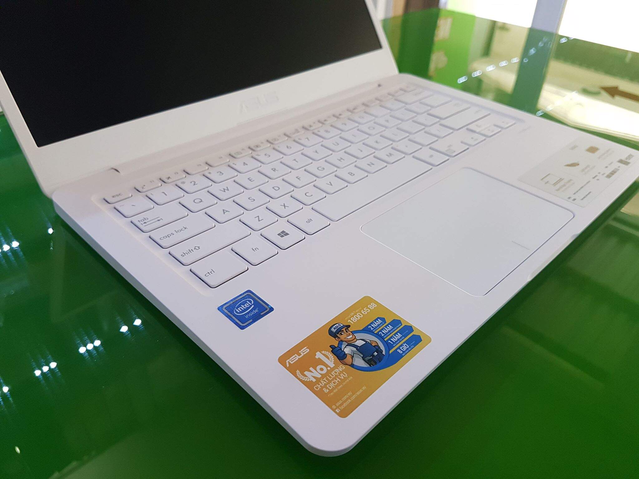 [Trả góp 0%]Asus E406s intel N3050 Ram 2G SSD 32G  14inch