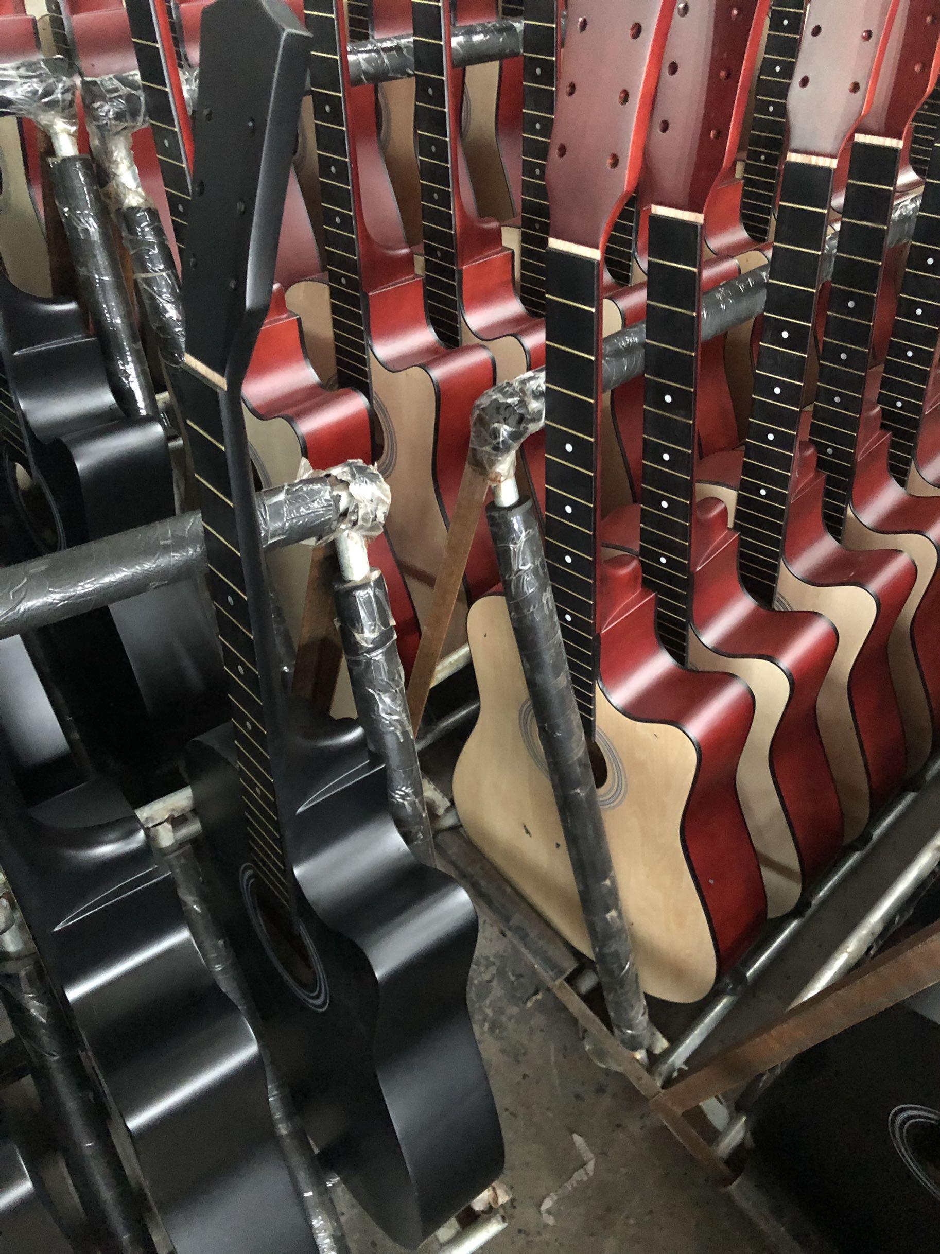 Đàn Guitar Acoustic Gỗ Dáng Khuyết Full Màu
