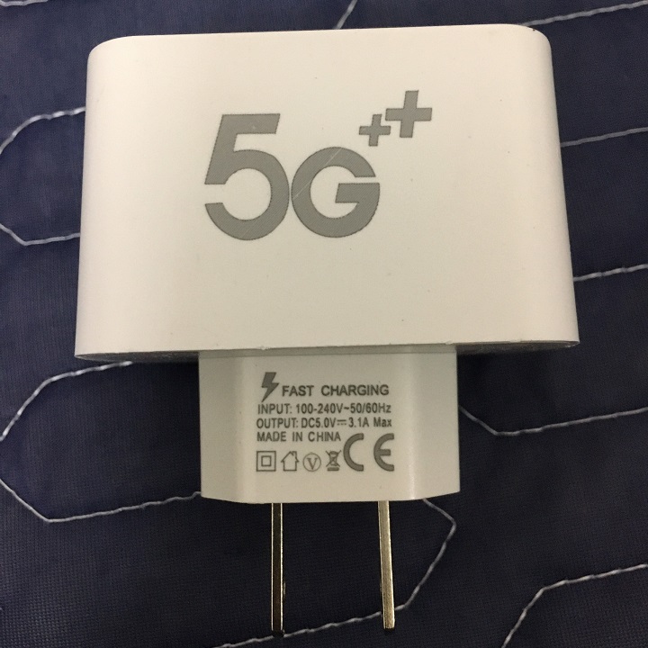Củ Sạc 4 cổng USB + 1 PD Sạc Nhanh Cho iPhone Samsung Xiaomi
