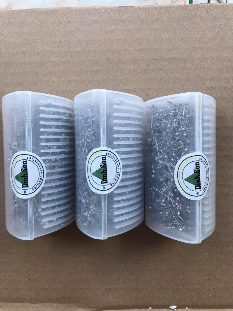 Hộp 1200 cây kim ghim chuổi đầu chì đầu nhọn sử dụng thép không rỉ