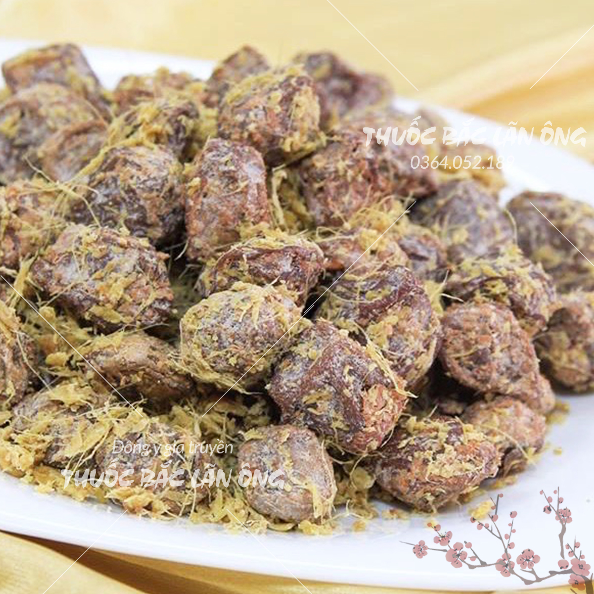 Ô mai mơ gừng đặc sản Hà Nội (Vị chua, mặn, ngọt thơm ngon)