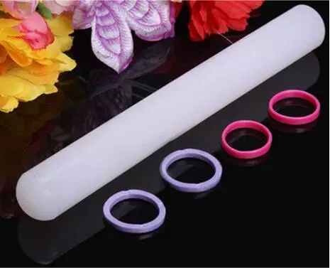 Cây lăn bột nhựa 2 Size (có vòng chia độ dày)