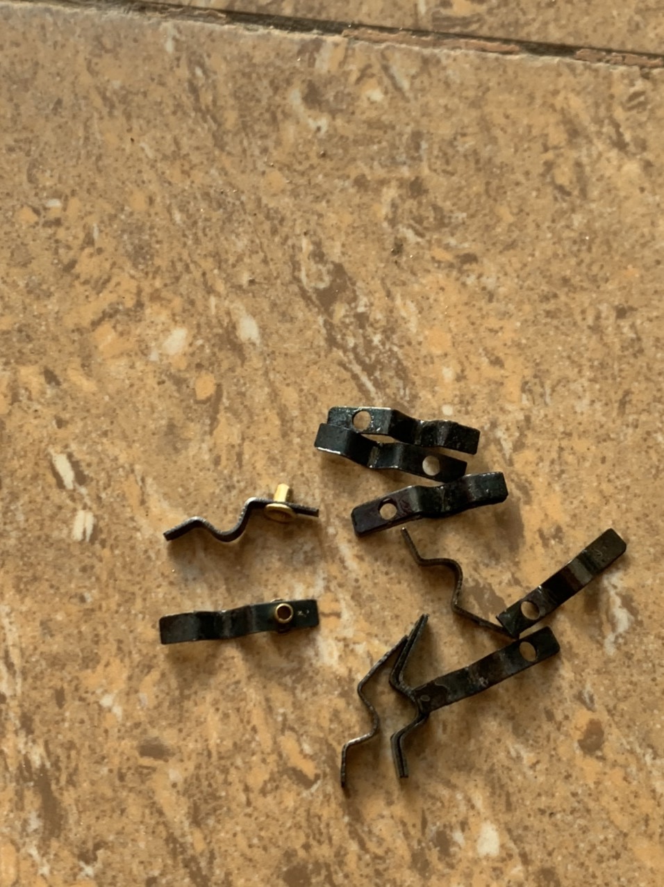 Lưỡi gà zippo gù