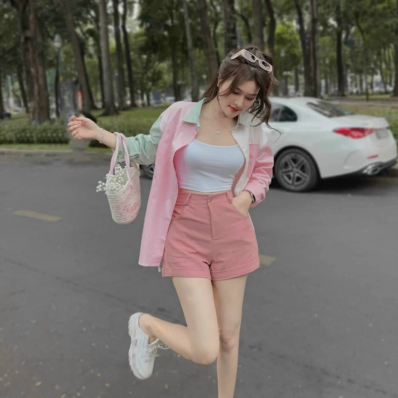 Set sơmi 3 món áo sơmi khoác kèm áo 3 lỗ mix chân váy cotton chữ a cá tính,sét sơ mi 3 món đi biển màu hồng pastel, áo sơ mi, chân váy chữ a kèm lót cotton