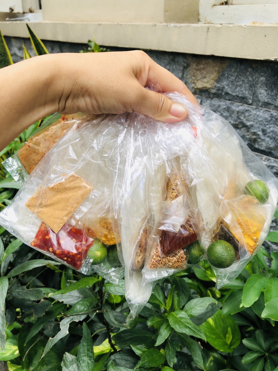 BÁNH TRÁNG ME ( SỐT ME, ĐẬU, HÀNH PHI)